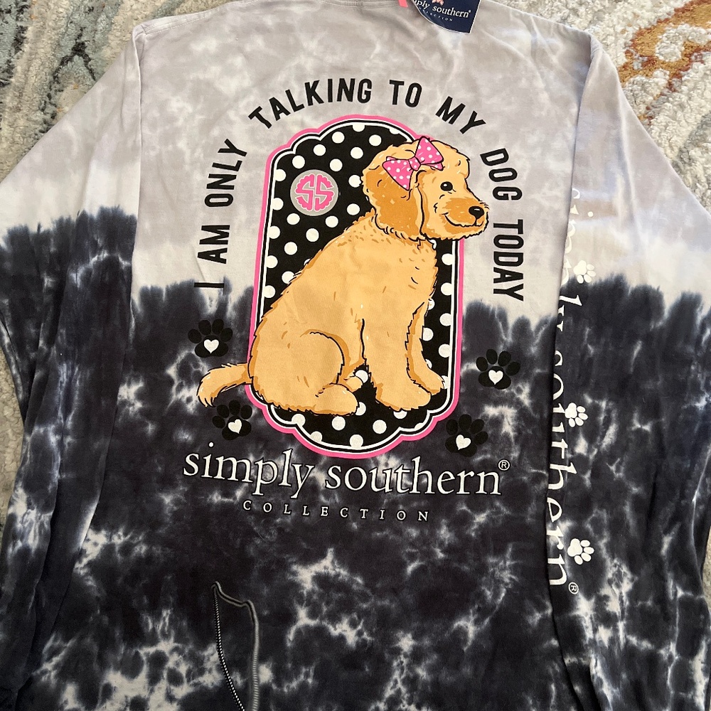 Simply Southern Woman’s Dog Graphic Shirt - Black and White. NWT